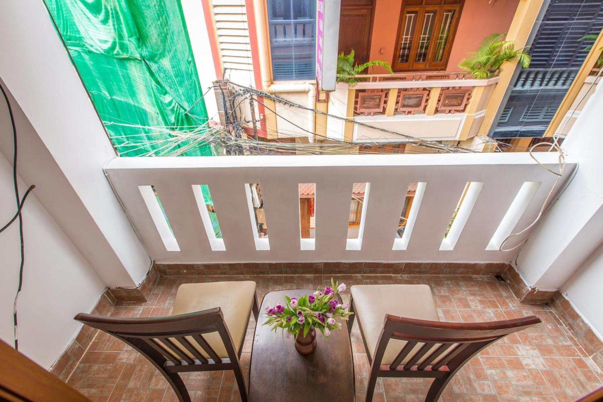 Rs Central Apartments - 200M To Royal Palace Пном Пен Екстериор снимка