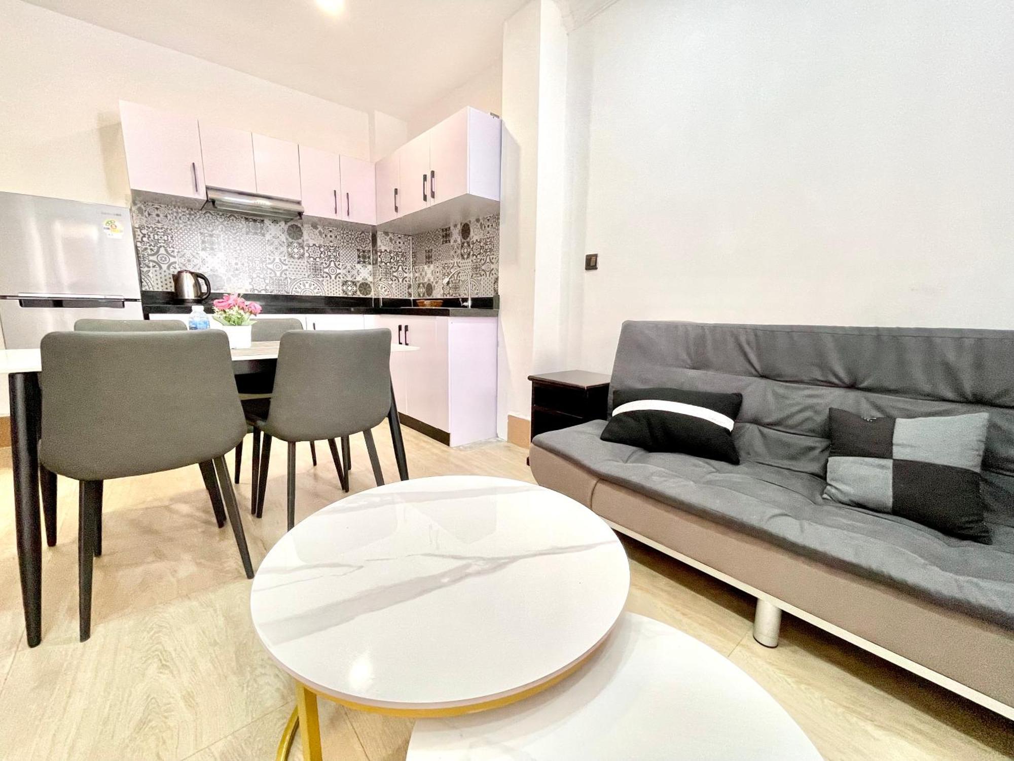 Rs Central Apartments - 200M To Royal Palace Пном Пен Екстериор снимка