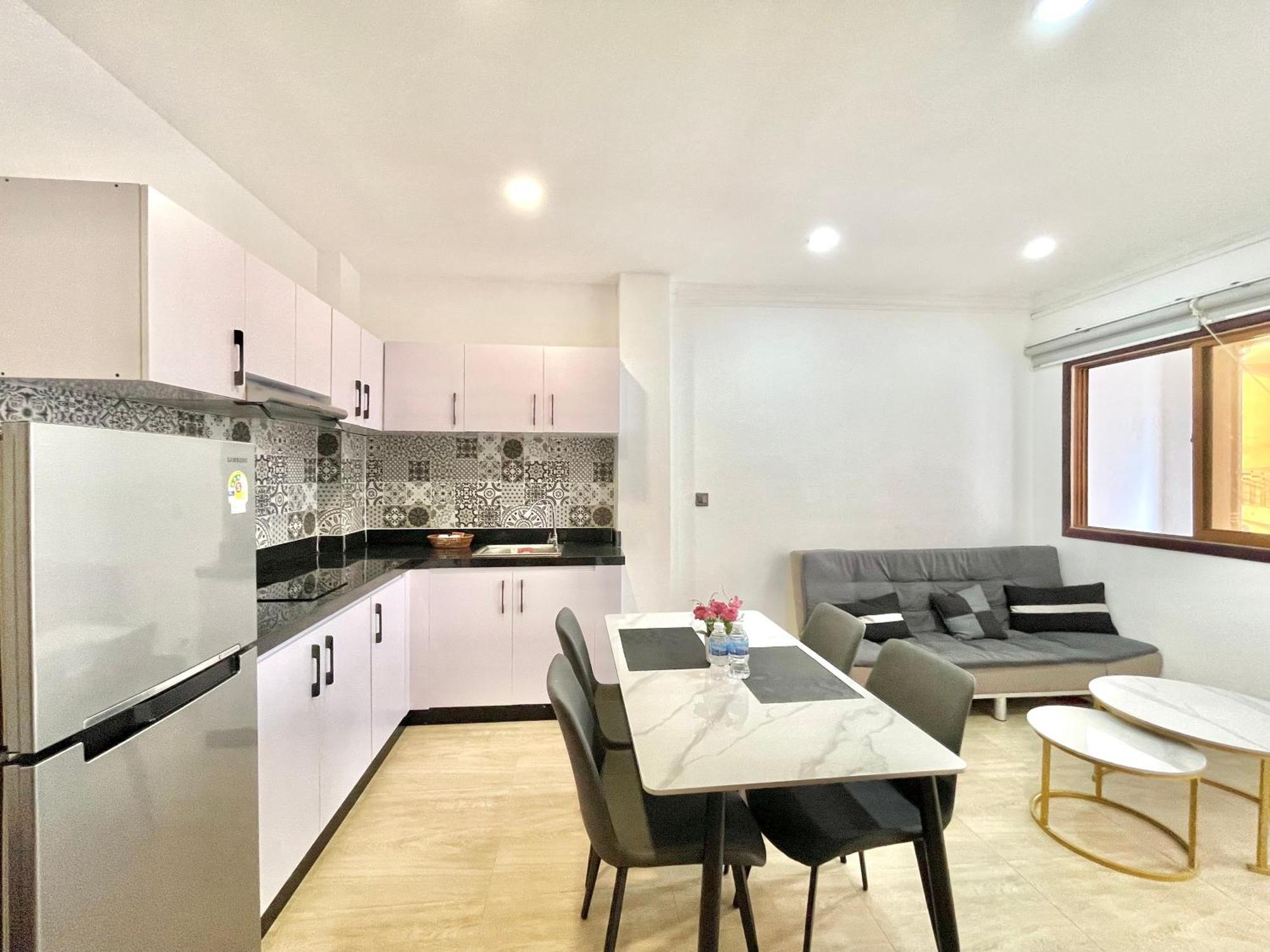 Rs Central Apartments - 200M To Royal Palace Пном Пен Екстериор снимка