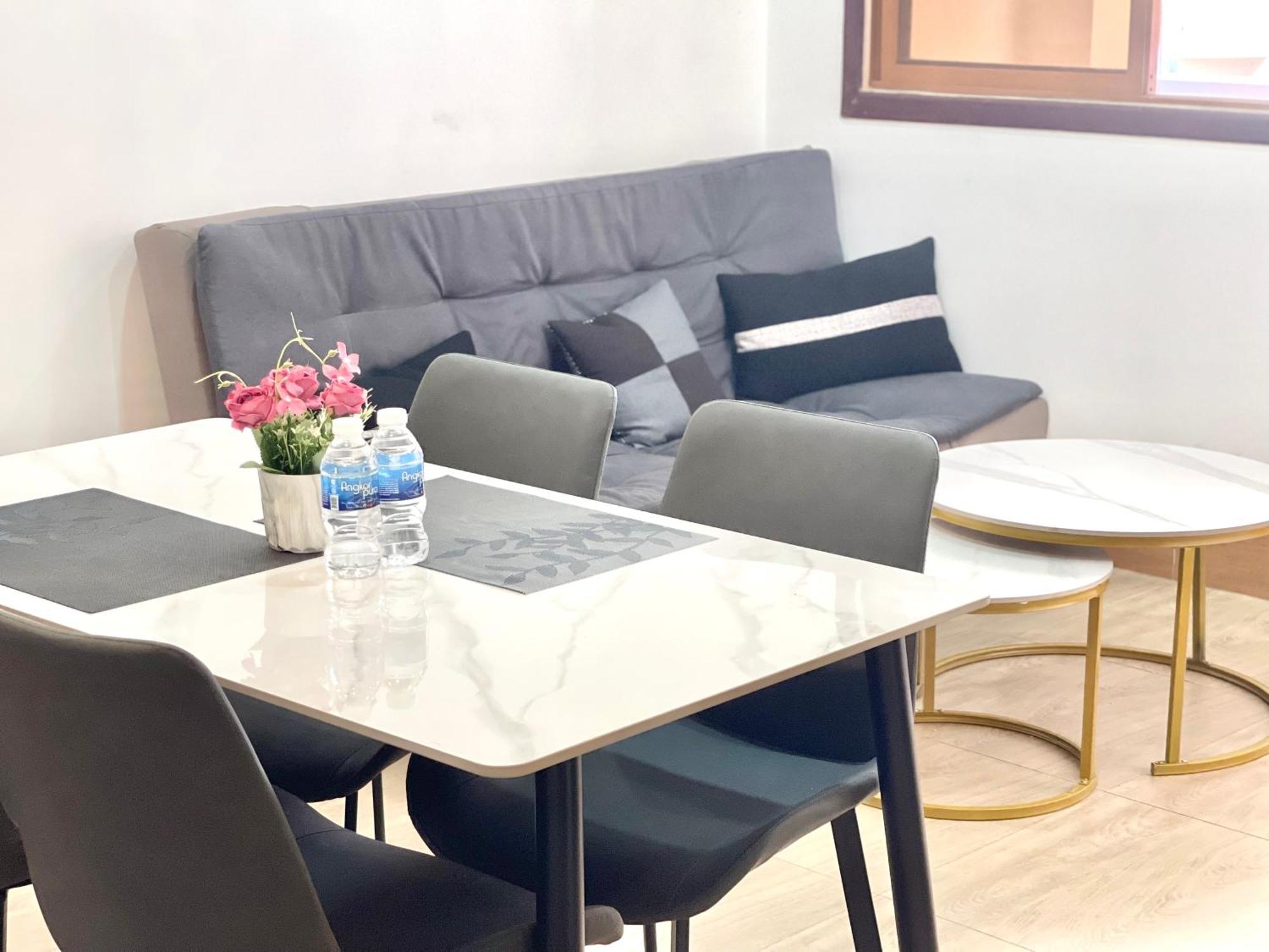 Rs Central Apartments - 200M To Royal Palace Пном Пен Екстериор снимка